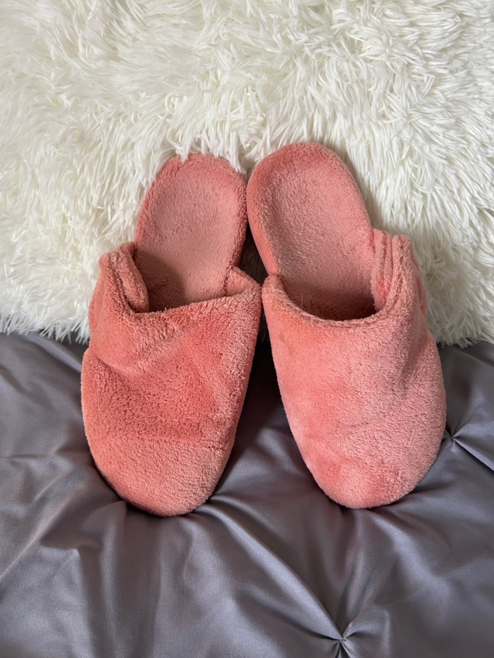 Vionic Gemma mule Soft Plush Coral Pink Slippers. Size 8